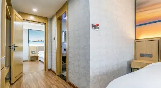 Люкс Executive с видом на город Zhoushan Dolphin Bay Select Hotel