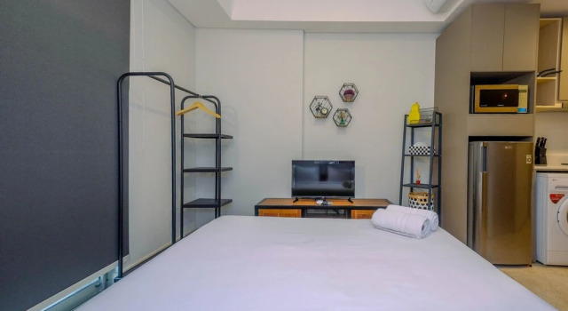 Cozy Gold Coast Studio Apartment with Pool and Sea View, Book Lejlighed Hoteller i Jakarta med pool, nær PIK Avenue, Swimmingpool