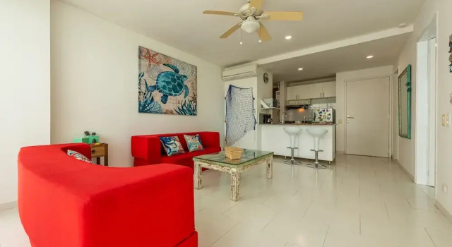 Семейные апартаменты c 1 комнатой с балконом и с красивым видом из окна Cartagena Beach Front Apartments