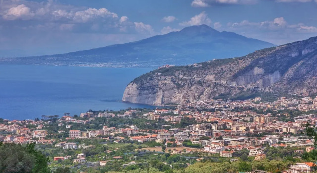 Scenic Sea View Farmhouse in Sant'agnello