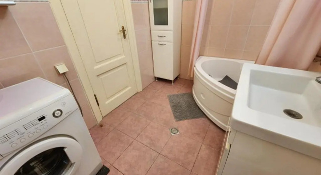 Апартаменты Riverside Baratashvili Apartment