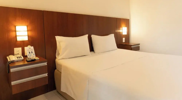 Двухместный номер Economy с балконом Hotel Cianorte Diamond