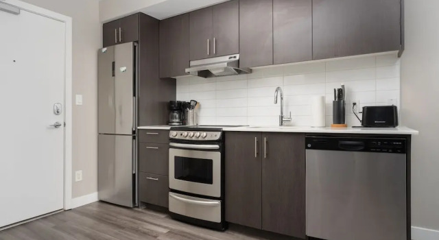 Апартаменты Hendrix Luxury Apartments by Corporate Stays
