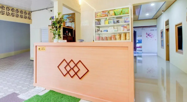 Hotel O Alun-Alun Purwokerto Near Gor Satria Purwokerto Formerly Guest House Blessing