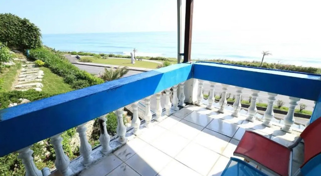 Четырёхместный номер Standard Sunny Ocean B&B