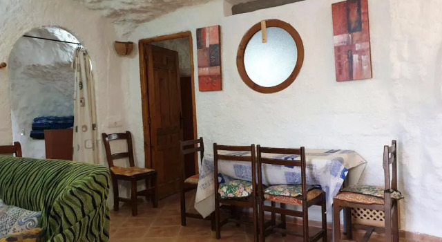 Apartment With 3 Bedrooms in Orce, With Wonderful Mountain View and Furnished Terrace Near the Slopes, Buchen Sie Ferienwohnung Orce Granada