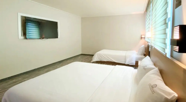 Двухместный семейный номер Standard Stay Pohang Hotel