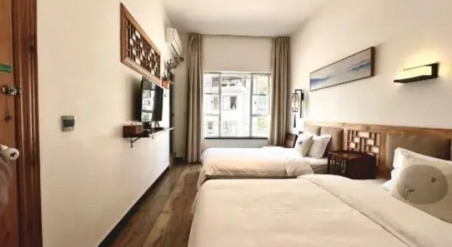 Comfort Suite Tea  House