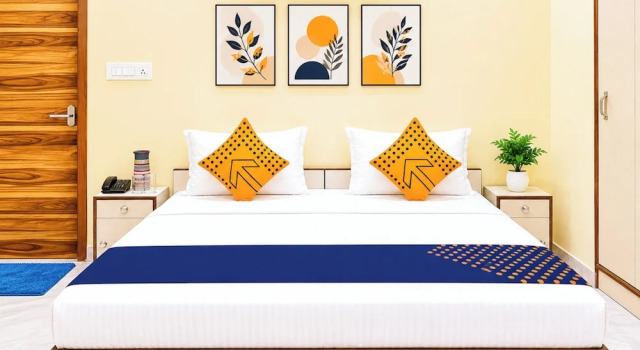 Hotel Mahadeva Stay Prayagraj