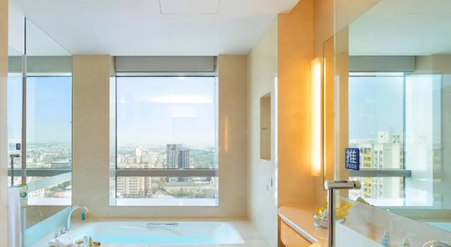 Standardowy rodzinny pokój z widokiem na miasto Windsor Hotel Taichung