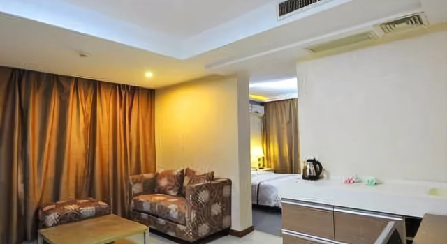 Jinkai Zhishang Hotel, Prenota Hotel Hotel a Hubei con parcheggio, Parcheggio