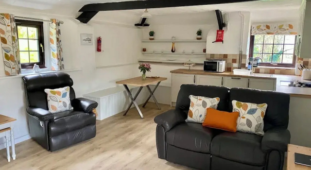 Коттедж Windbury Cottage