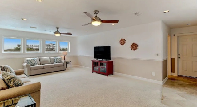 Multilevel Seaside Residence, Забронировать Отель Амилия Jacksonville Coast