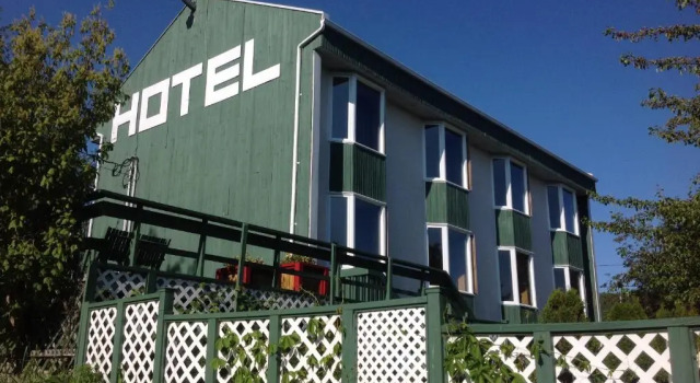 Четырёхместный номер Standard Hotel Le Pionnier