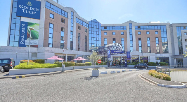 Полулюкс Golden Tulip CDG Airport Roissy