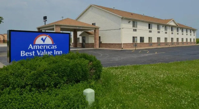 Полулюкс Standard Americas Best Value Inn-Wenona
