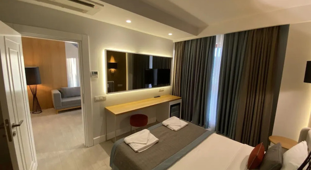 Люкс Comfort Çalcalar Otel
