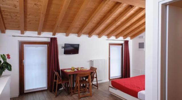Tenuta Le Sorgive Agriturismo, Забронировать Фермерский дом Сольферино Ломбардия