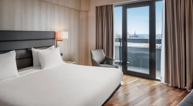 Двухместный полулюкс с балконом и с видом на океан AC Hotel Gran Canaria by Marriott