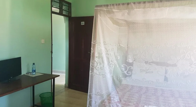 Двухместный номер Deluxe с видом на город Panaroma Gardens Hotel Mombasa