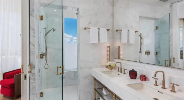 Двухместный номер Standard с частичным видом на океан Faena Miami Beach