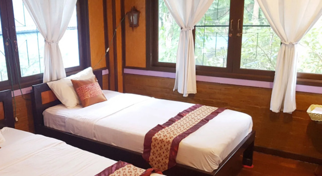 Banphu Montalang Resort
