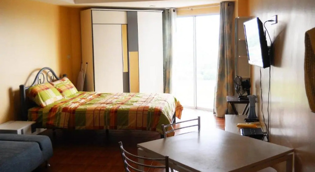 Jomtien beach Condominium S2, Забронировать Апартаменты/квартира Джомтьен-Бич Паттайя