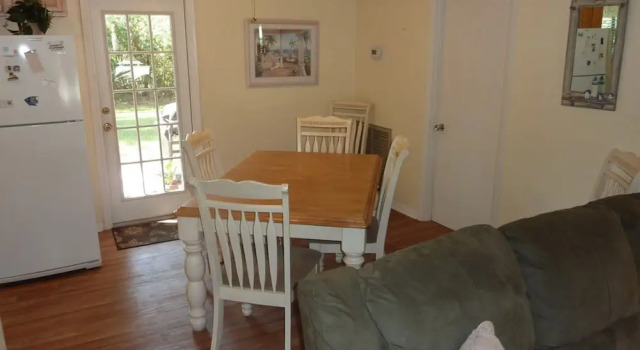 Beachberry Cottage by Jekyll Realty, Prenota Casa vacanze Hotel a Georgia con piscina, Piscina