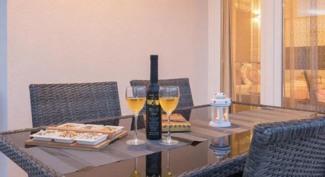 Holiday&Suite Klanac, Забронировать Отель Бизнес-отели Zadar Islands, 4* 5*