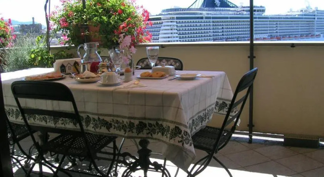 La Terrazza Sul Porto, Забронировать Отель Отели Генуи с парковкой, Парковка