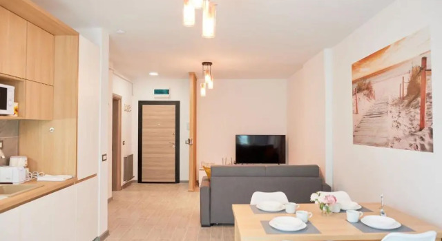 Opal Luxury Apartment 109 Spa n Pool Beach resort, Varaa Huoneisto Hotellit Mamaia-Sat pysäköinnillä, Pysäköinti