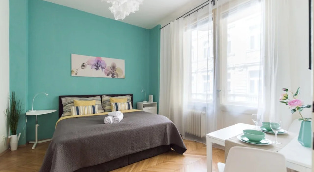 Reznicka ApartMeet, Забронировать Отель Отели Праги с парковкой, рядом с Mozart Dinner Prague, Парковка
