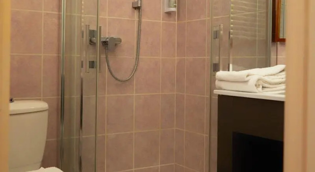 Номер Standard Hotel Le Divona "au coeur de Divonne"