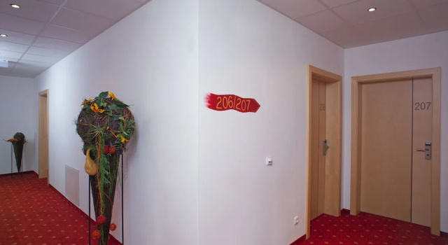 Четырёхместный номер Standard с 2 комнатами Hotel Restaurant Wallner I contactless check-in