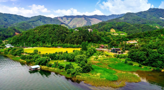 Bellosi Lake