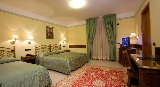 Семейный номер Standard Campiglione Hotel