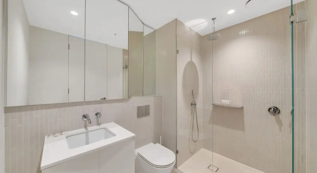 Апартаменты Premier с 3 комнатами Melbourne Square Apartments
