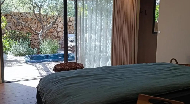 Люкс Hôtel Les Suites Du Maquis