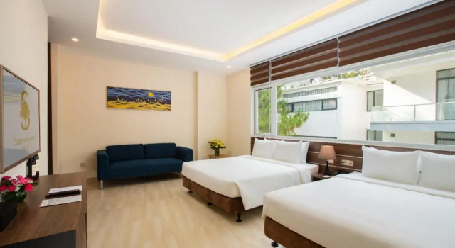Четырёхместный номер Standard с видом на озеро CEREJA Hotel & Resort Dalat