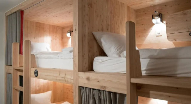 Кровать в общем номере Carina - Design&Lifestyle hotel