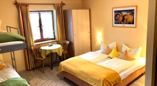 Четырёхместный номер Standard Hotel Waltraud Garni