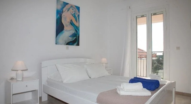 Cavaliere Houses