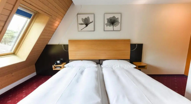 City Hotel, Забронировать Отель Отели кантона Швица с парковкой, Парковка