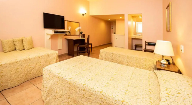 Трёхместный номер Standard Dayrell Hotel e Centro de Convenções