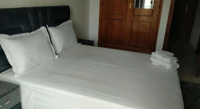 ksiba Only Family Apartment 2CH -CLimatisé-, Забронировать Апартаменты/квартира Отели Марракеш-Тенсифт-Эль-Хауз с парковкой, Парковка