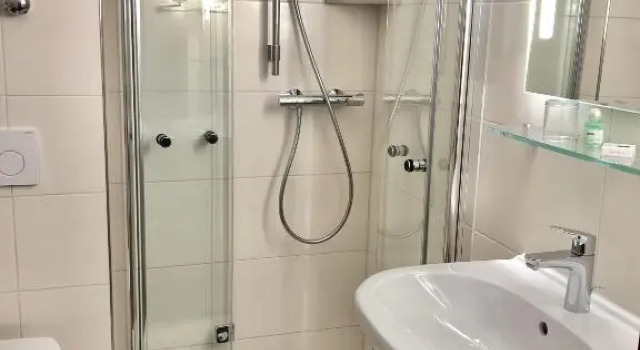 Номер Standard Pension Vendel