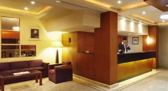 中央塔楼酒店(Hotel Central Tower), Забронировать Отель Отели штата Тамилнада 3 звезды, 3*