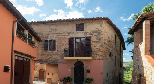 Tenuta di Caiolo - House in the Borgo-Casa nel Borgo