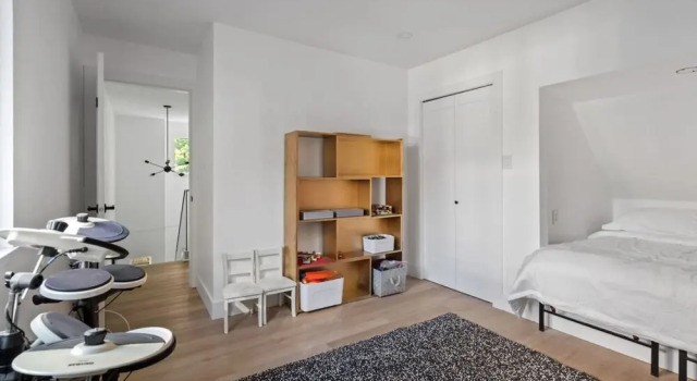 Newly Renovated 2BR Kits Home Prime Location, Забронировать Дом для отпуска Коттеджи Ванкувера, Коттедж