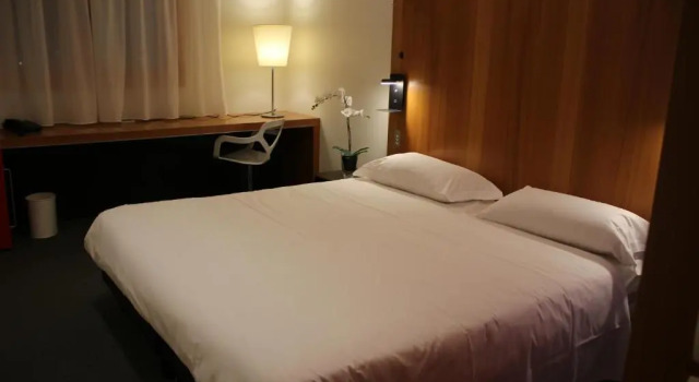 Двухместный номер Standard NEW IPOINT HOTEL